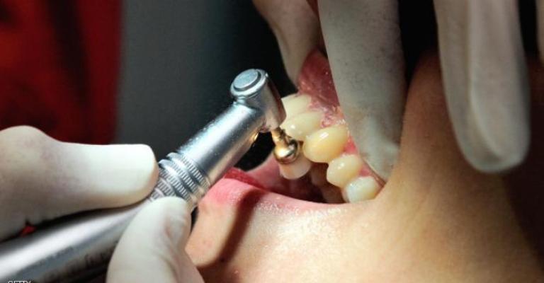 مرضى الأسنان بالزرقاء: "نار العيادات الخاصة ولا جنة مستشفيات الحكومة"