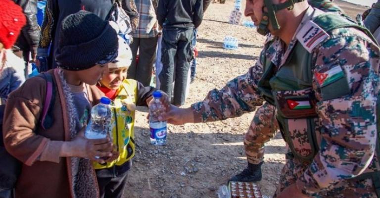 دخول 507 لاجئين سوريين للأردن دخول 507 لاجئين سوريين للأردن