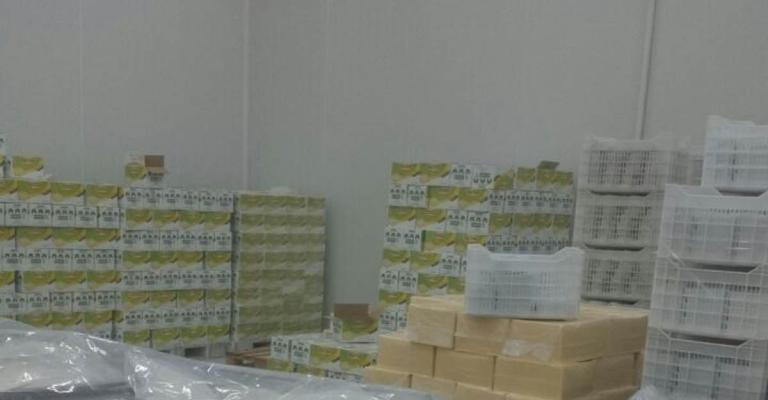 إغلاق مصنع ألبان لمخالفته شروط السلامة