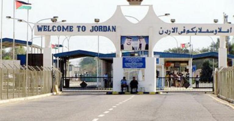 تحديد حركة السفر والشحن على معبري وادي الأردن وعربة وجسر الملك حسين