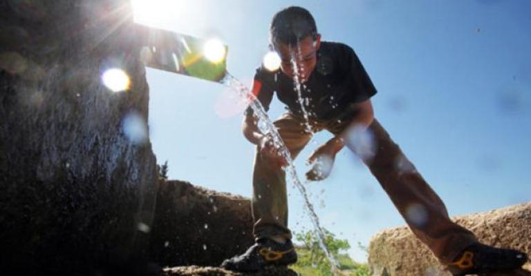 أجواء حارة والحرارة أعلى من المعدل من 6-7 درجات