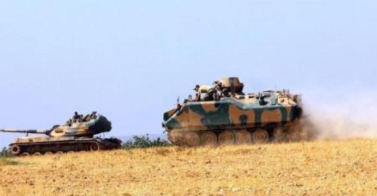 دبابات تركية إضافية تدخل الأراضي السورية