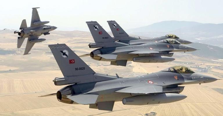 الجيش: ضربات جوية تركية تدمر 12 هدفا بشمال العراق