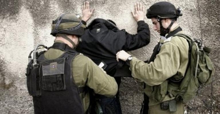 اعتقال 19 فلسطينياً في الضفة
