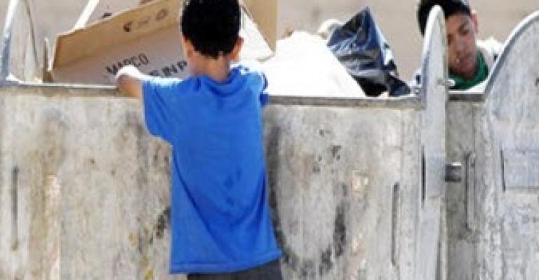 1700 نابش حاويات في الأردن
