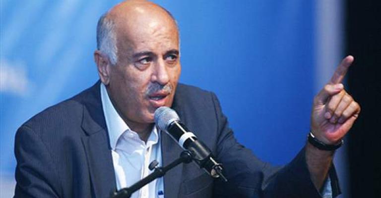 مصر تمنع الرجوب من دخول أراضيها وتعيده الى الاردن