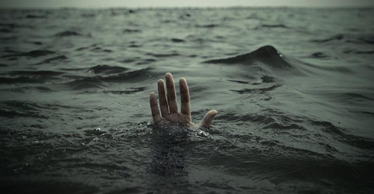 وفاة سائحة أمريكية غرقا بالبحر الميت