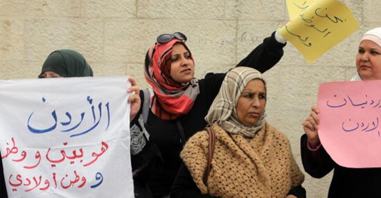 تبعات "الربيع العربي" تعيد ترتيب الأولويات تجاه المطالبات النسوية