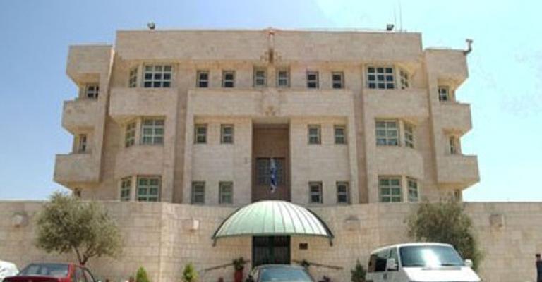 الأردن يرفض عودة طاقم السفارة الإسرائيلية قبل ضمان محاكمة الحارس