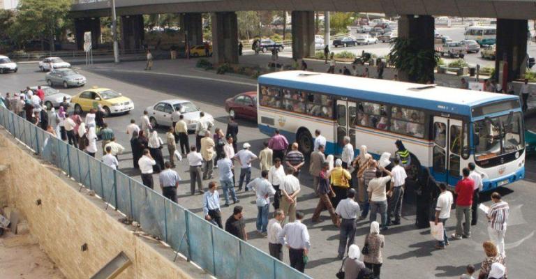 مجاهد: إعداد برنامج لإصلاح النقل العام