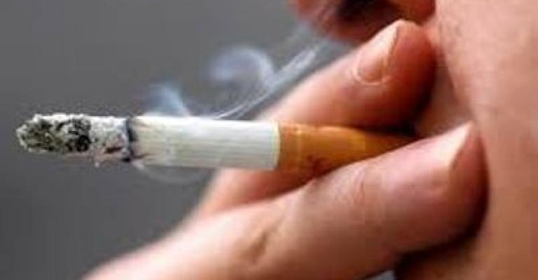 احالة 12 من كوادر صحة الزرقاء للمحكمة بسبب التدخين