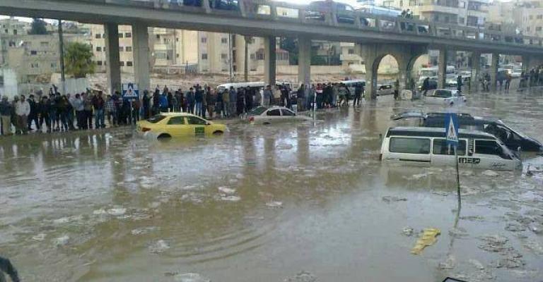 الأمانة تباشر الاثنين إستكمال خط تصريف مياه أمطار في شارع عويم بن ساعدة