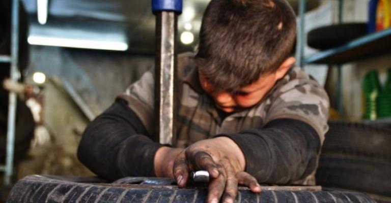 المرصد العمالي: السياسات الاقتصادية دفعت بالأطفال لسوق العمل