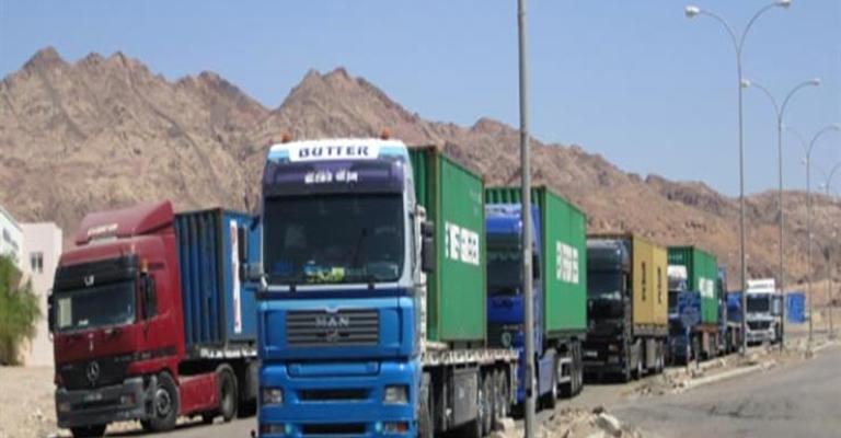 تخفيض رسوم الشاحنات بين الأردن ومصر