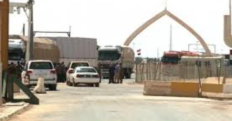14.400 شاحنة تعبر الحدود الأردنية العراقية