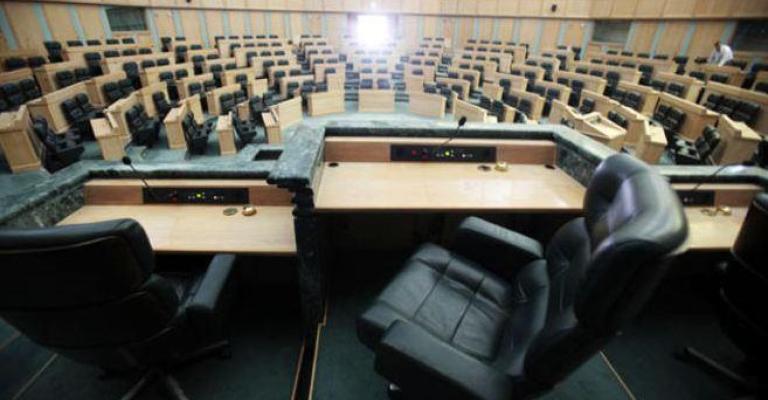 995 يوم عمل حصيلة غياب أعضاء مجلس النواب في العام الأول