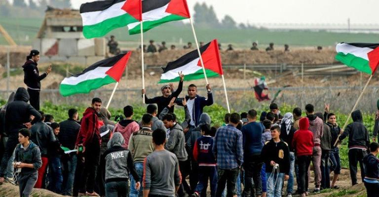 الفلسطينيون يحيون الذكرى الـ42 ليوم الأرض