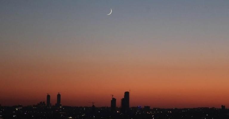 الدعوة لتحري هلال رمضان الثلاثاء