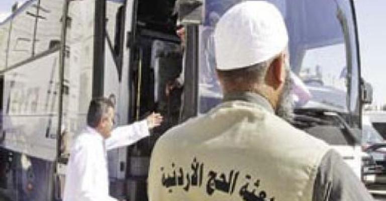 تأمين حجاج أردنيين إلى مكة بعد حادث سير
