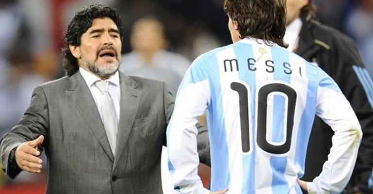 مارادونا ينصح ميسي بعدم اللعب مجددا في منتخب الأرجنتين