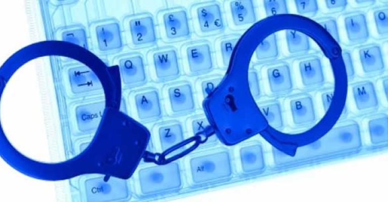 صحفيون يطالبون بإلغاء المواد المقيدة للحريات في الجرائم الإلكترونية