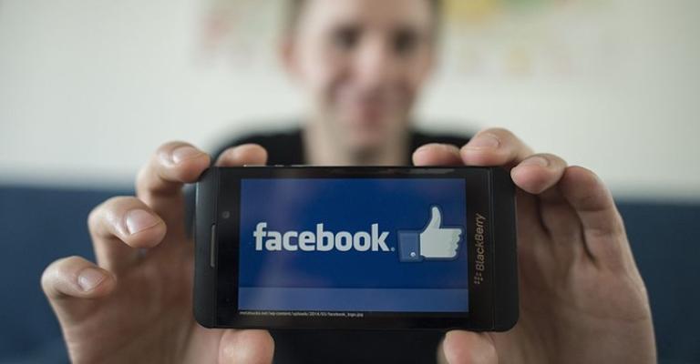 تطبيقات رئيسية بأندرويد تسرب معلوماتك الحساسة لـ"فيسبوك"
