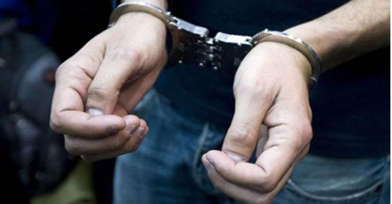 القبض على خمسة أشخاص قاموا بالإحتيال على فتاة عربية في عمان