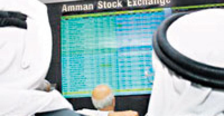 غياب الرقابة على سوق العملات يفتح أبواب النصب