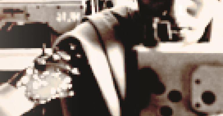 العمل:القانون هو المرجعية لحل قضية البنغال المضربين