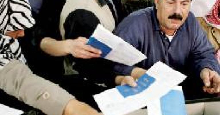 وزير القطاع العام: صرف الدعم النقدي بالطريقة القديمة وزير القطاع العام: صرف الدعم النقدي بالطريقة القديمة