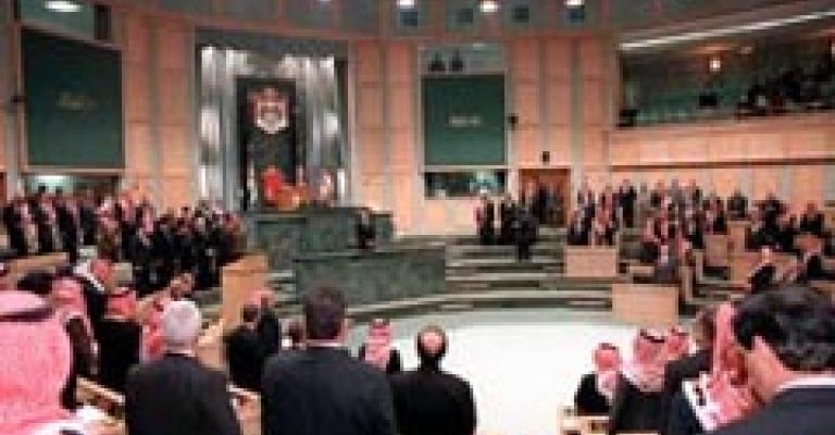 النواب يطالبون بتشكيل لجنة وزارية للتعامل مع أزمة الأسعار