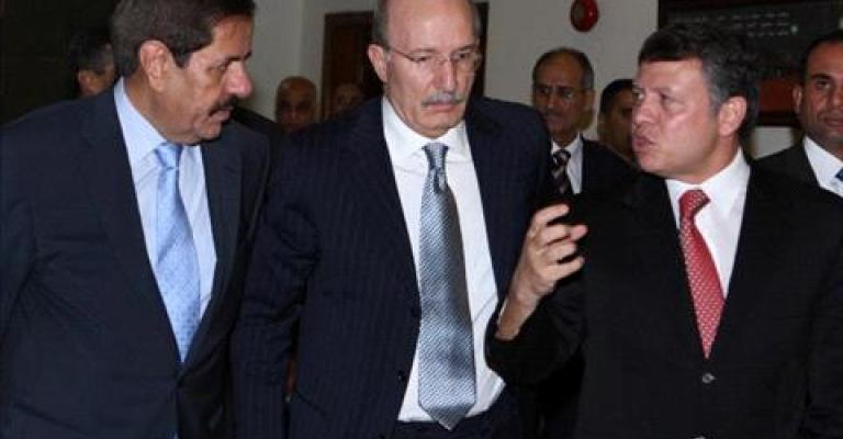 الملك يؤكد على اهمية استقلال الجامعات