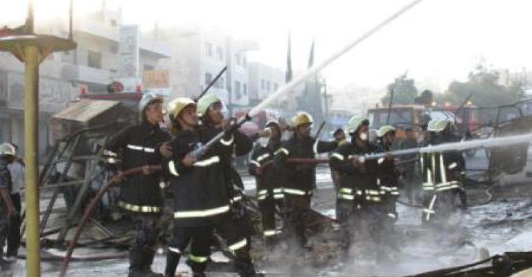 إخماد حريق في مصنع بماركا إخماد حريق في مصنع بماركا