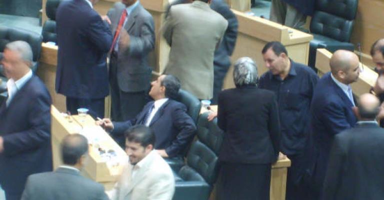 انتخابات اللجان النيابية بين استقالة وإقصاء ومقاطعة