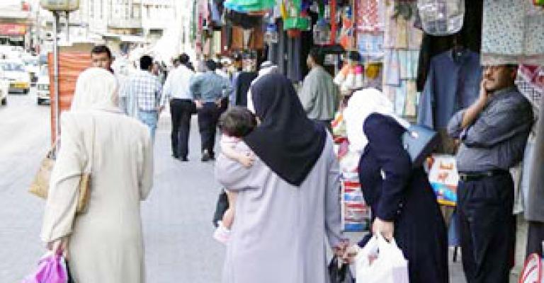 "أحداث غزة" تجمّد الحركة في قطاع الألبسة "أحداث غزة" تجمّد الحركة في قطاع الألبسة