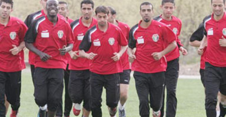 الاعتداء على لاعبي منتخبنا بالضرب في سنغافورة