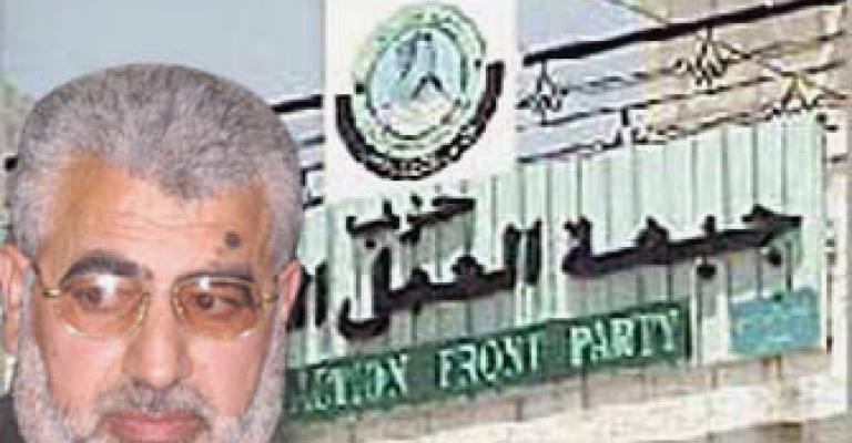 الغرايبة يهاجم المجالي ويتهمه "بتكريس الفساد"