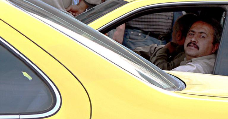 مكاتب تدريب السواقة تهدد بالتصعيد مكاتب تدريب السواقة تهدد بالتصعيد