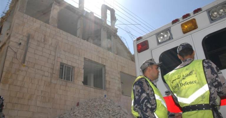 وفاة 3 أشخاص اثر انهيار عمارة في ضاحية الامير حسن