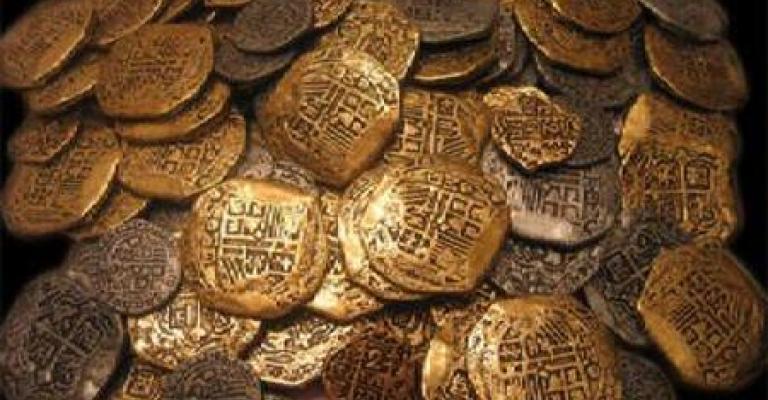 القبض على محتالين يدعون القدرة على استخراج الذهب