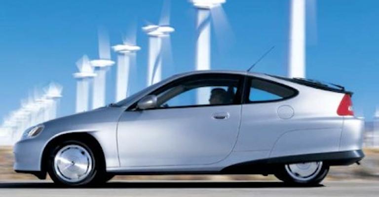 لا تخشى ارتفاع البنزين..سيارات هجينة في الاسواق الان