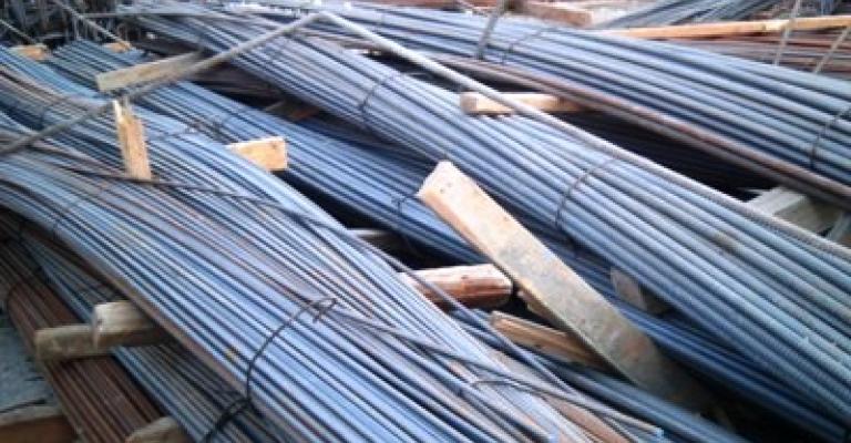 نقص حديد التسليح يهدد قطاع المقاولات