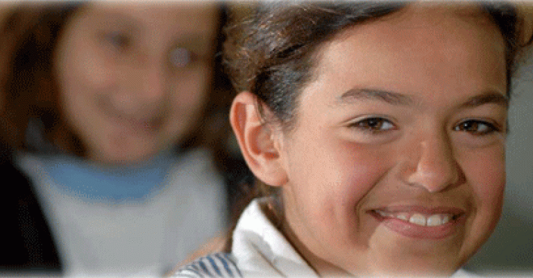 معلمو الاونروا...عمل تحت وابل من الضغط