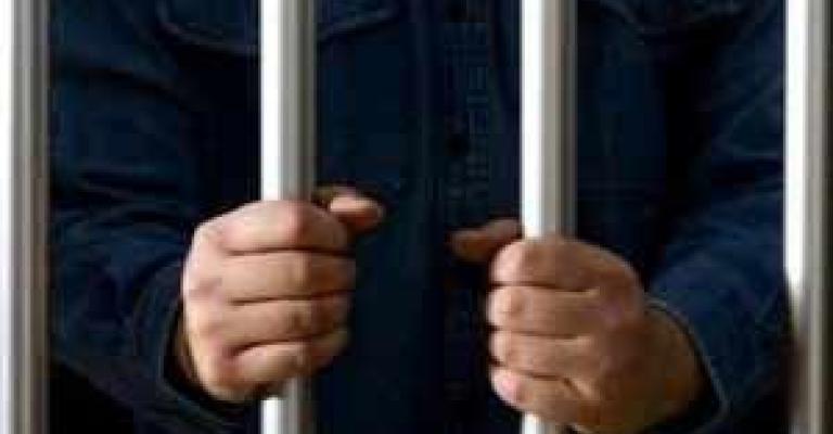 توجيه تهمة القتل العمد لمطلق النارعلى مريض