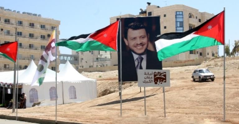 عمان تزدان بحلة جديدة