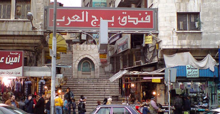 فنادق وسط البلد تصارع لأجل البقاء