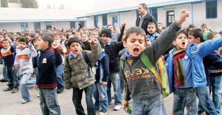 وفاة حدث بانهيار جزء من مدرسة في الزرقاء وفاة حدث بانهيار جزء من مدرسة في الزرقاء