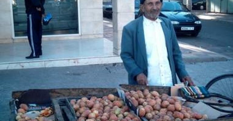 الأمانة تطلق حملة "ما بشتري منك" وتثير استهجان مواطنين