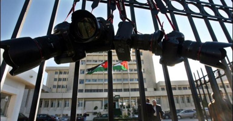المكتب الدائم يوقف قرار "تنظيم حركة الصحفيين