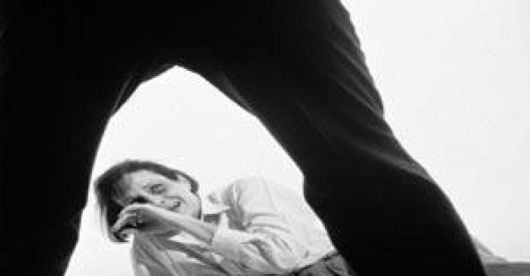 الاشغال الشاقة لقاتل شقيقته بداعي الشرف